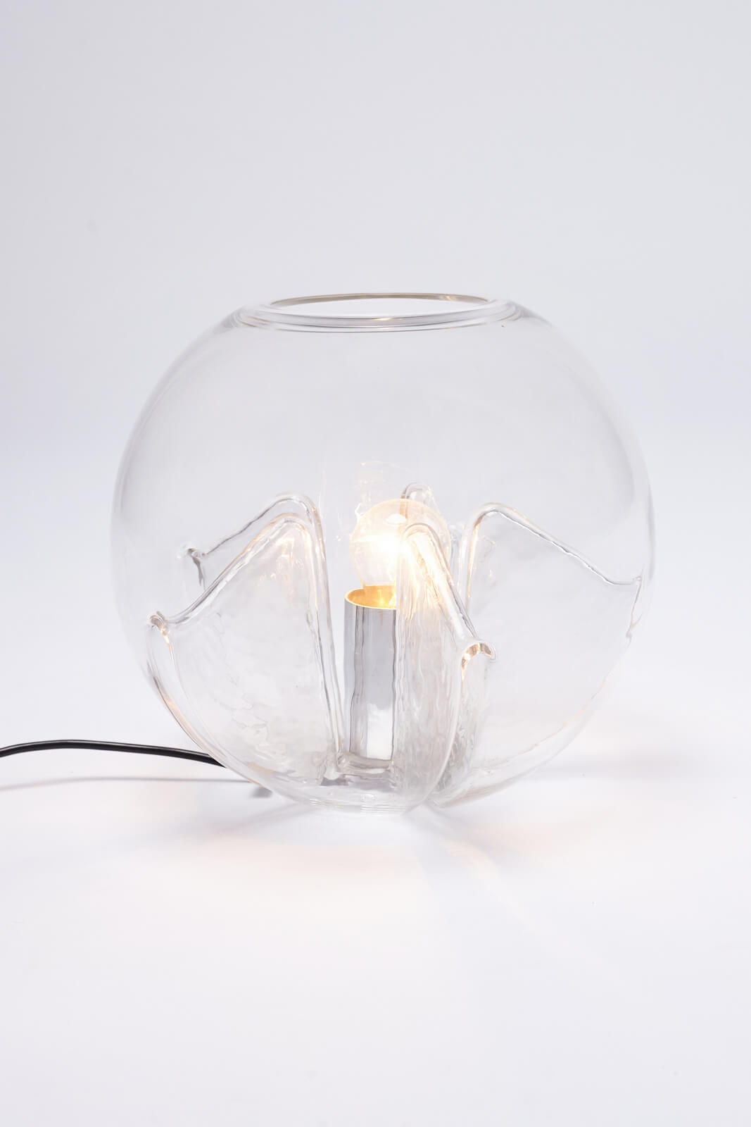 Table lamp Nuphar by Toni Zuccheri for sale Table lamp Nuphar by Toni Zuccheri for sale