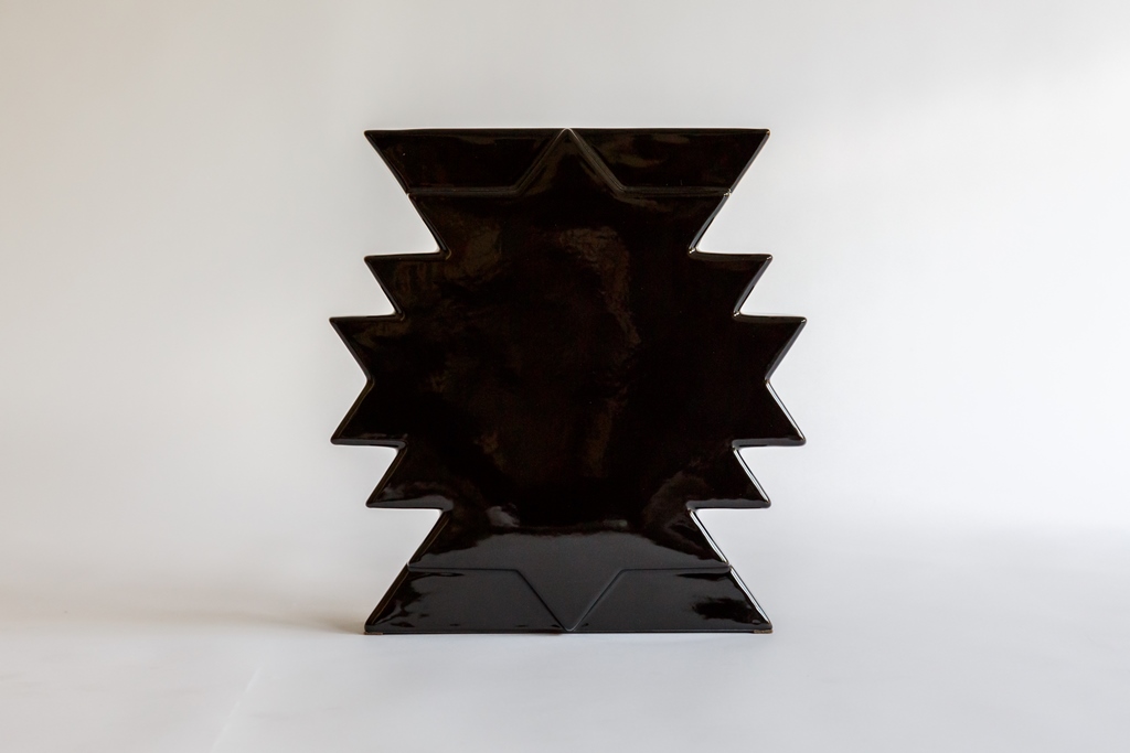Vase Yantra Y28 by Ettore Sottsass for sale Vase Yantra Y28 by Ettore Sottsass for sale