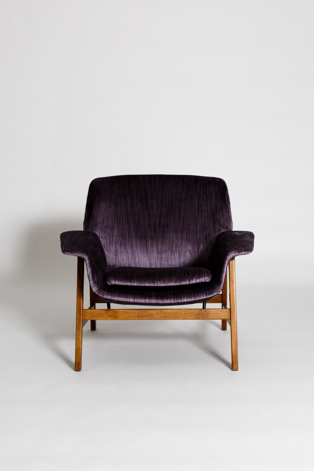 Armchair model 849 by Gianfranco Frattini for sale