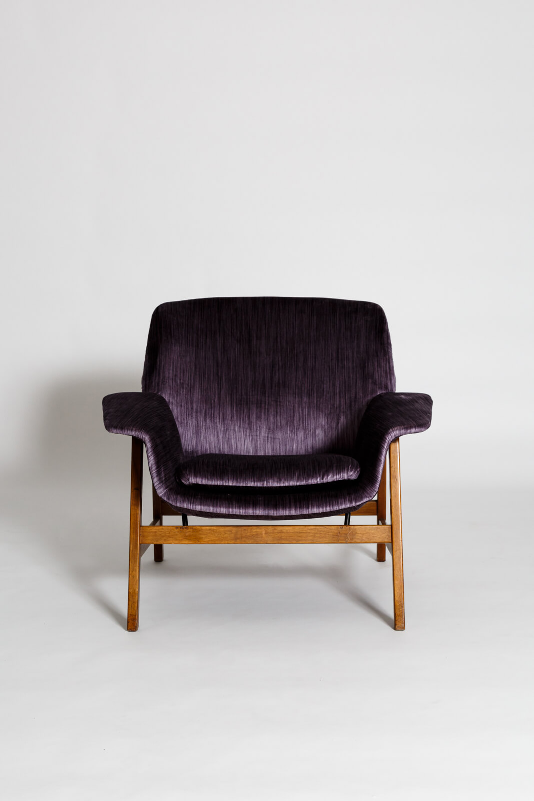 Armchair model 849 by Gianfranco Frattini for sale Armchair model 849 by Gianfranco Frattini for sale